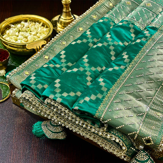 Samrudhi silk saree in vibrant combination of emerald green and lime green with a lustrous Banarasi silk finish.
