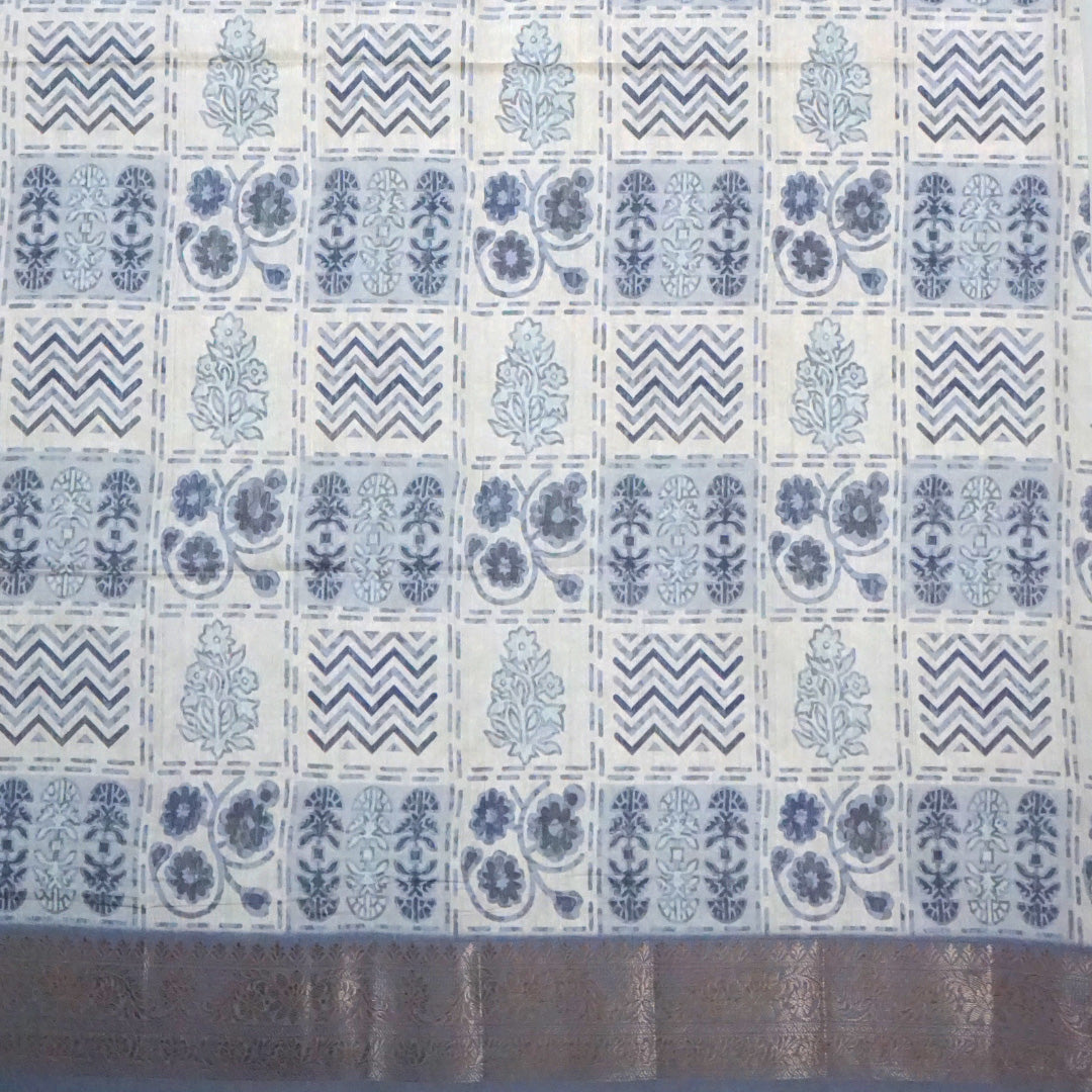 Vrishti Comfort in Soft Ivory with Grey Floral print