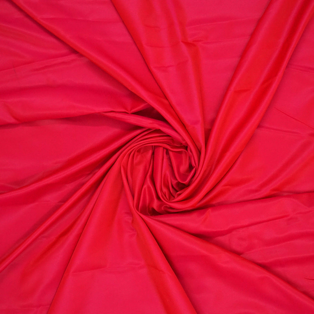 Hamsini Silk saree in Bright crimson red shade with a lustrous silk texture