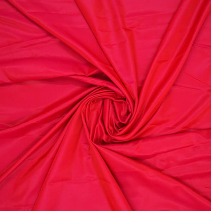 Hamsini Silk saree in Bright crimson red shade with a lustrous silk texture