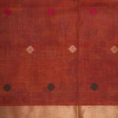 Varnica Tussar Warm golden beige shade with a matte, textured finish